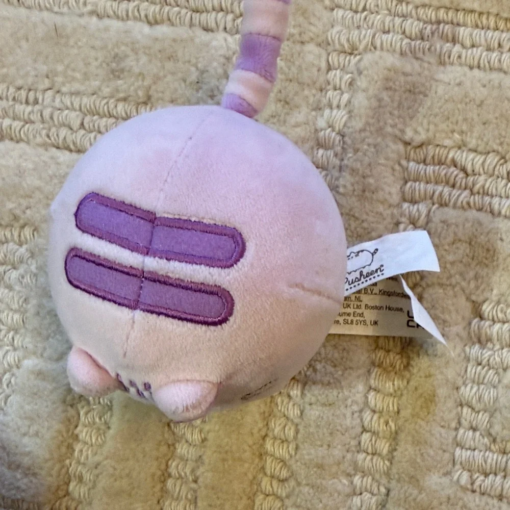 Gund Pusheen Round Squishy Plush